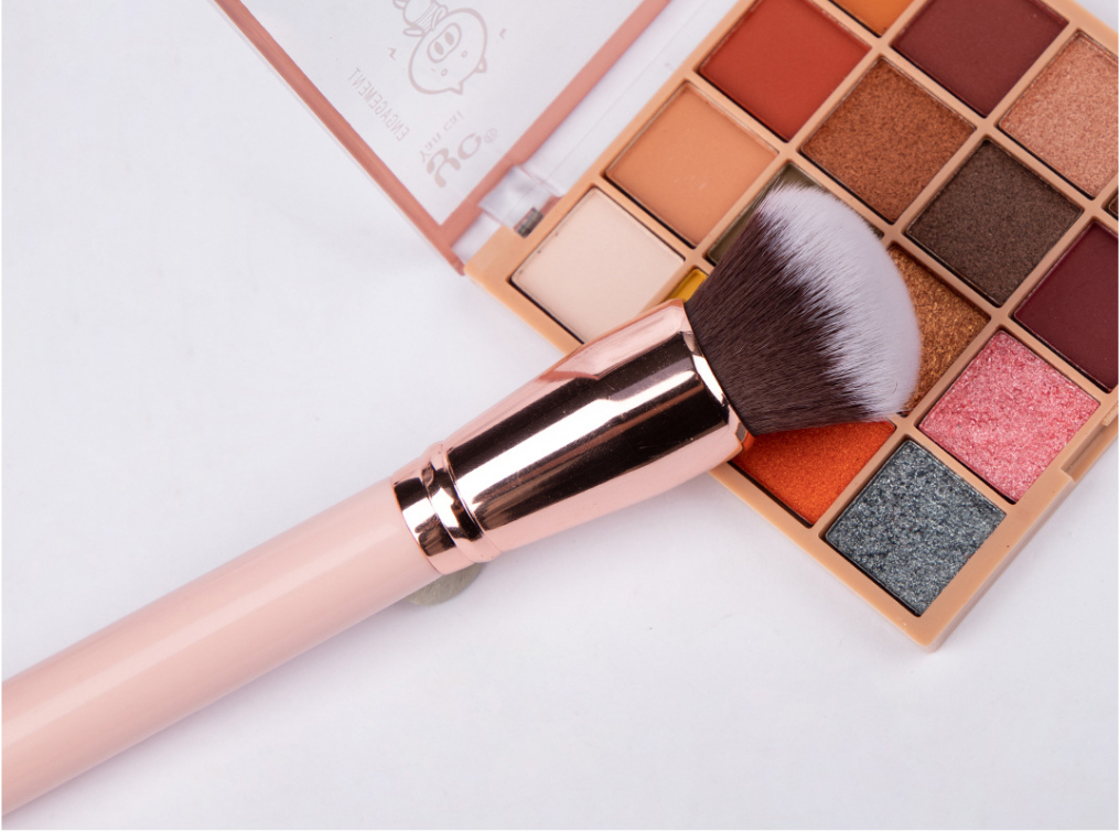 Makeup foundation brush